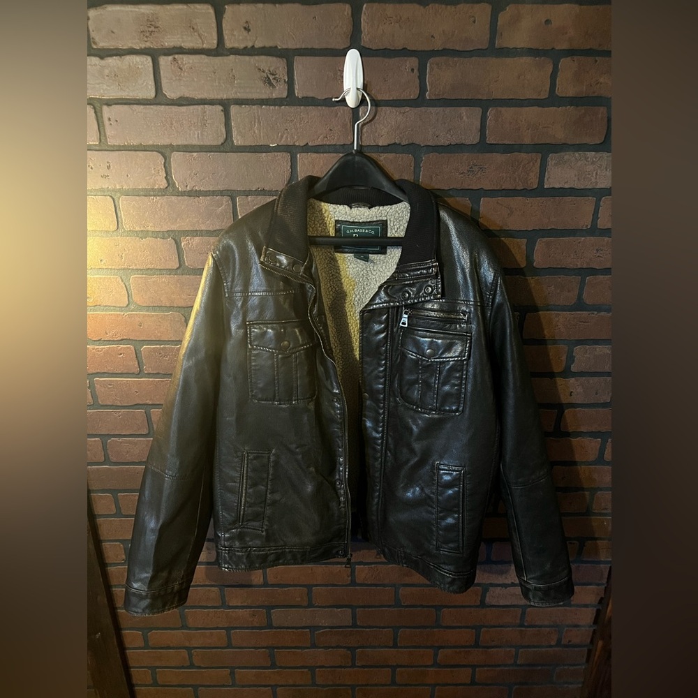 GH Bass and Company Large Men’s Coat